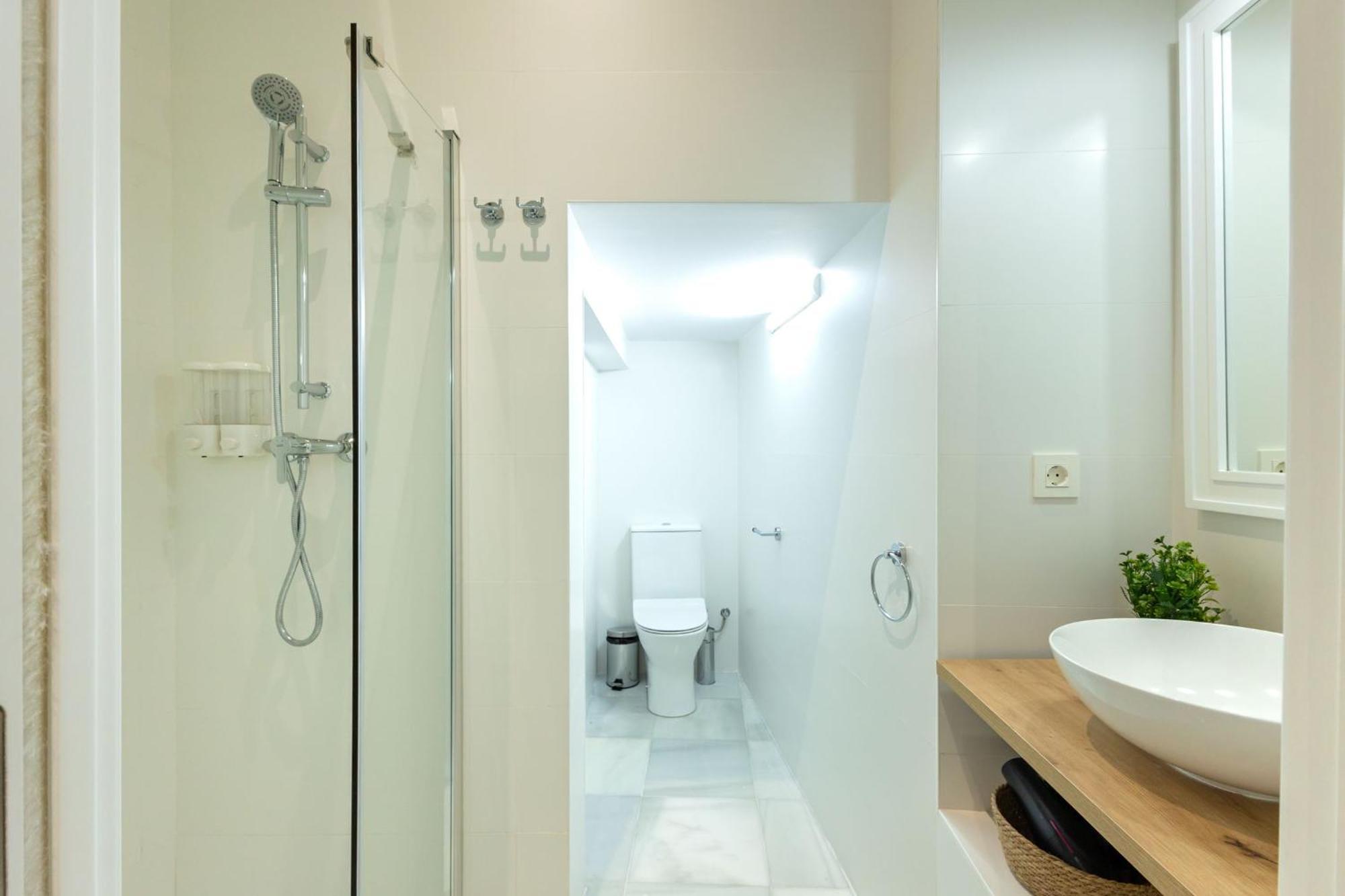 New! La Casa Del Cerrajero Apartment Севиля Екстериор снимка