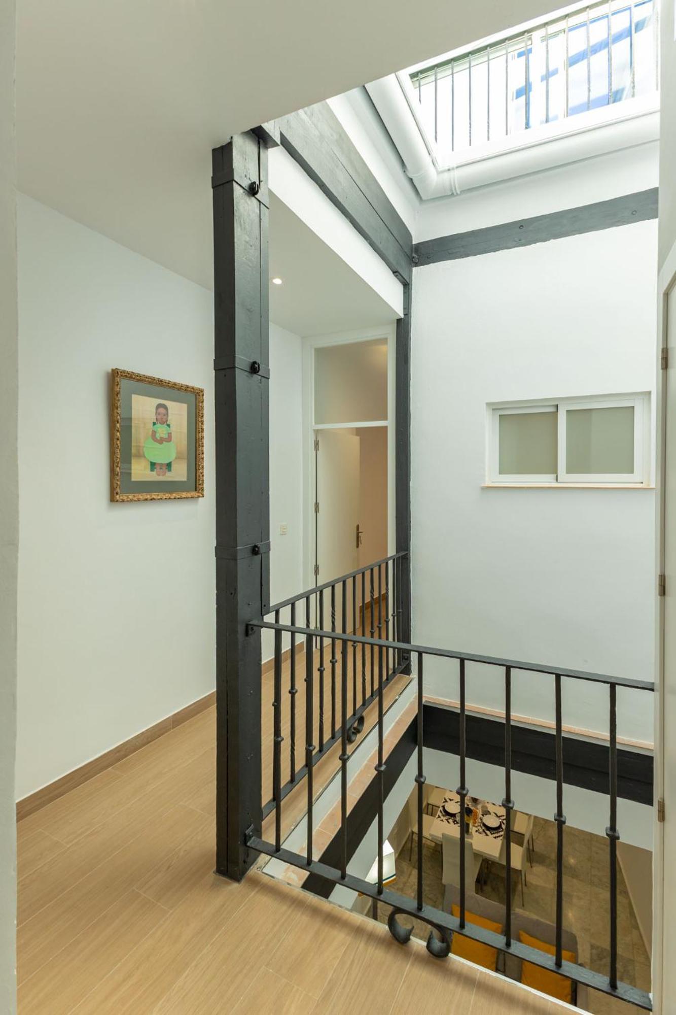 New! La Casa Del Cerrajero Apartment Севиля Екстериор снимка
